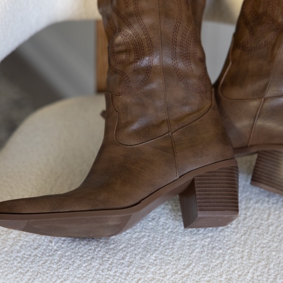 PASUOT Womens Knee High Cowgirl Brown Boots size 7 womens US - Picture 6 of 10